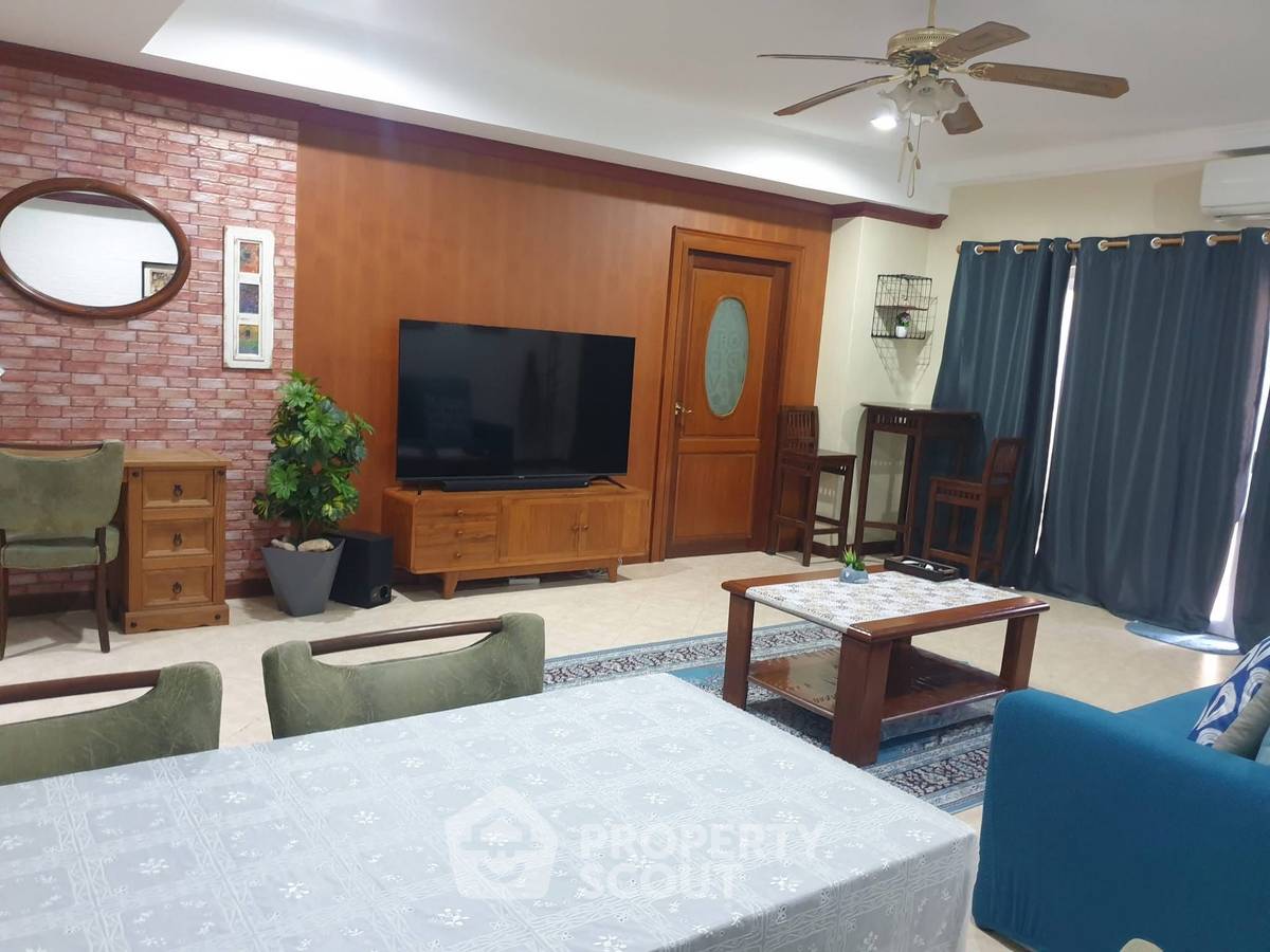 รูป คอนโด 1-ห้องนอน ที่ วิวทะเล 3 ใกล้ ถนนพระตำหนัก พัทยา (ID 2951171) - รูปที่ 2/6