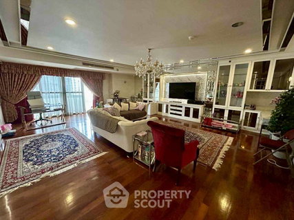 2-BR Condo at Las Colinas near BTS Asok (ID 2934014)
