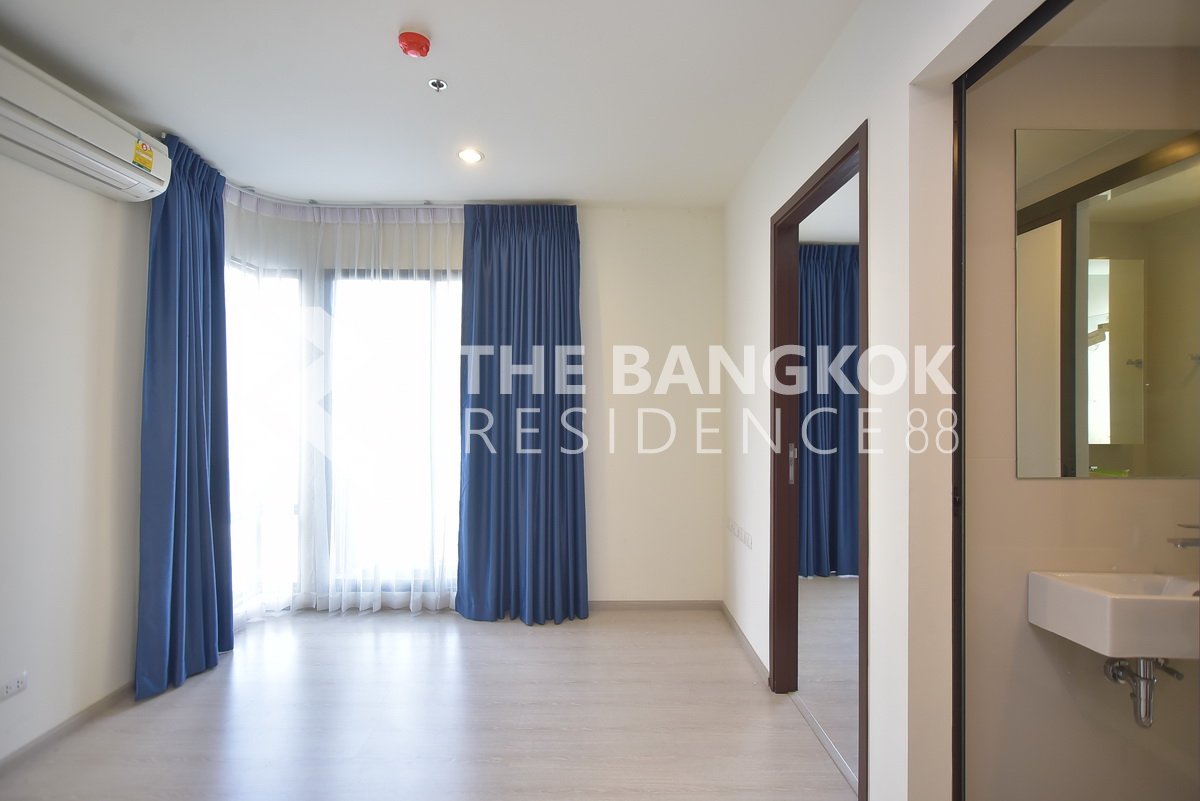 picture Convenient Travel, Great Value per Square Meter RHYTHM Asoke near MRT Rama 9 Station - 1/9