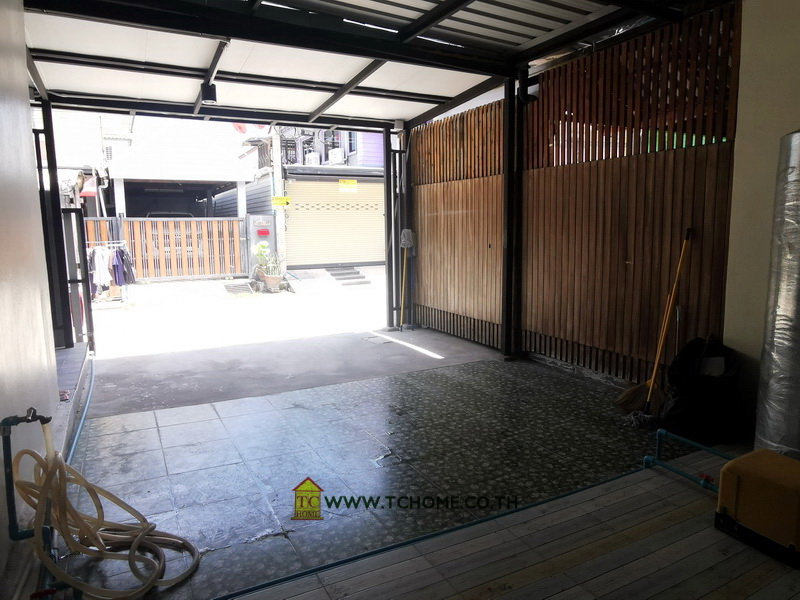 รูป ขายทาวน์เฮ้าส์ 2 ชั้น 30 ตรว. พฤกษา 15 บางพลี-ตำหรุ บ้านสวยสภาพดีมีต่อเติม พร้อมปั๊ม+แท็งก์น้ำ มุ้งลวดเหล็กดัด ใกล้นิคมฯ บางปู ไปแพรกษา-สุขุมวิทได้ - รูปที่ 11/40
