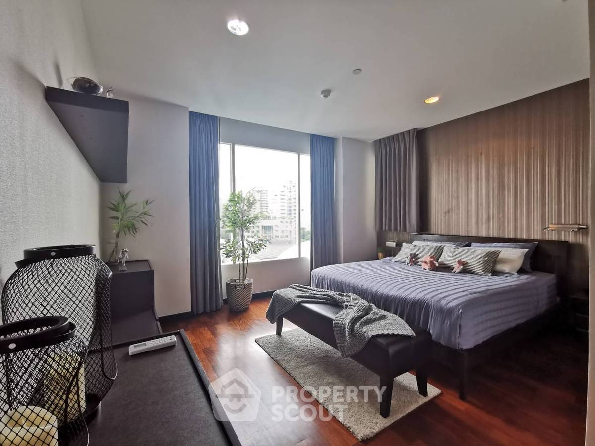 picture 3-BR Condo at Wilshire near BTS Phrom Phong (ID 2725895) - 3/11