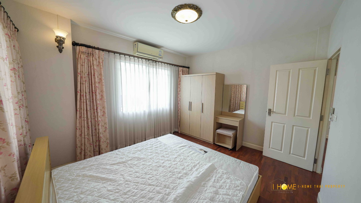 picture A house two storey for rent with 3 bedrooms,4 toilets and 1 kitchen. #ASS-H0260 - 29/38