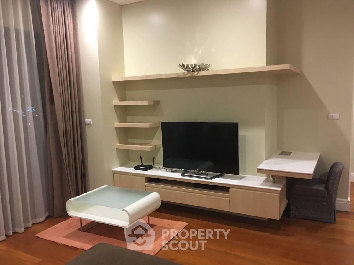 picture 2-BR Condo at Bright Sukhumvit 24 Condominium near BTS Phrom Phong (ID 2737261) - 4/8