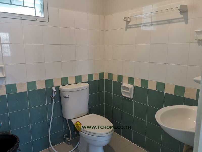 รูป ขายทาวน์เฮ้าส์ 2 ชั้น 30 ตรว. พฤกษา 15 บางพลี-ตำหรุ บ้านสวยสภาพดีมีต่อเติม พร้อมปั๊ม+แท็งก์น้ำ มุ้งลวดเหล็กดัด ใกล้นิคมฯ บางปู ไปแพรกษา-สุขุมวิทได้ - รูปที่ 36/40