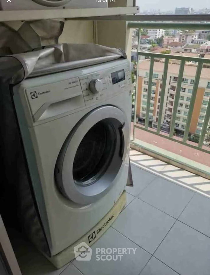 picture 1-BR Condo at Lumpini Place Ratchayothin near BTS Ratchayothin (ID 2948709) - 8/9
