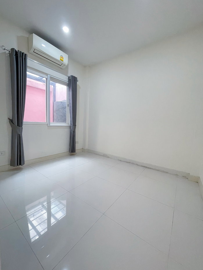 picture House for Sales in Prime Location - 15/22