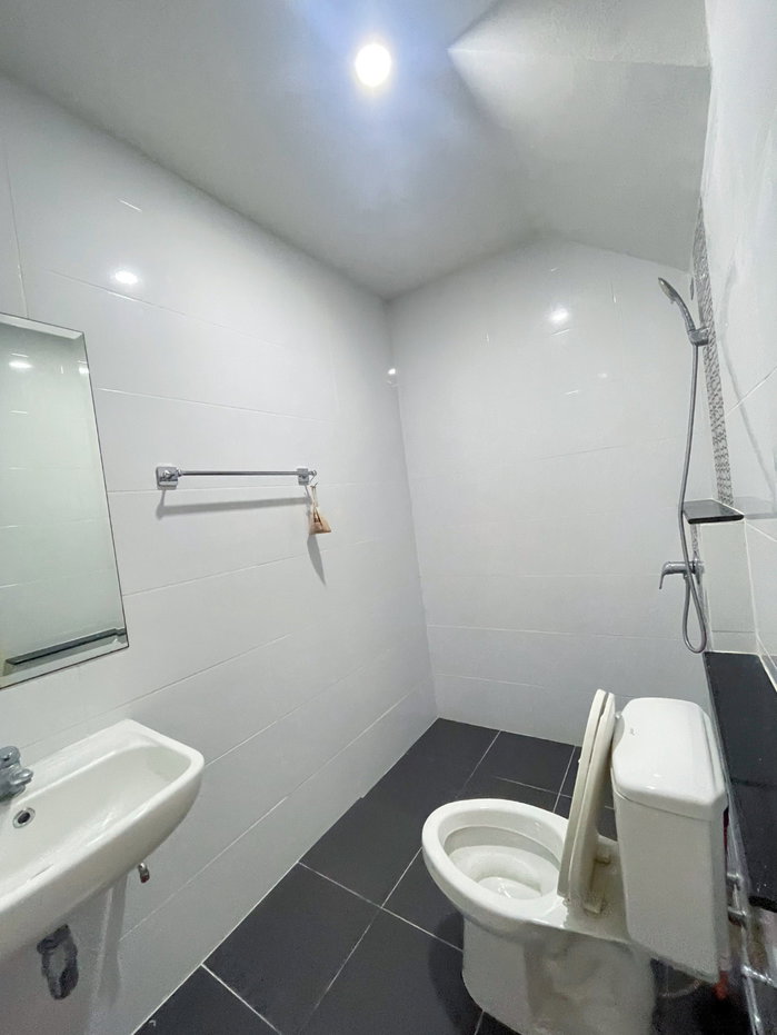 picture House for Sales in Prime Location - 18/22
