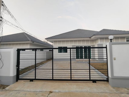 New house near Tesco Lotus Pranburi