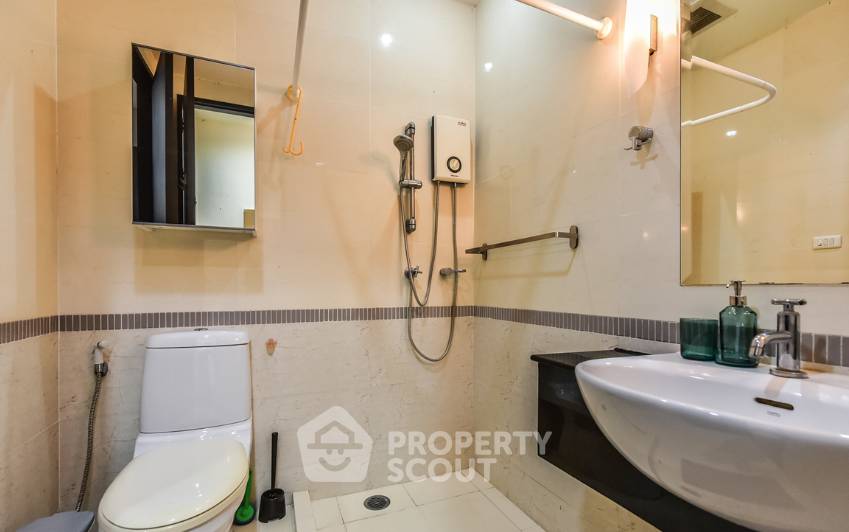 picture 2-BR Condo at Baan Klang Krung Siam-Pathumwan Condominium near BTS Ratchathewi (ID 2900864) - 6/9