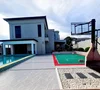 listing thumbnail image 13