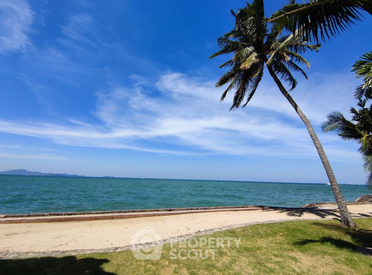 รูป คอนโด 4-ห้องนอน ที่ รอยัล คลิฟ การ์เด้น คอนโดมิเนียม ใกล้ แหลมบาลีฮาย (ID 2951190) - รูปที่ 5/16