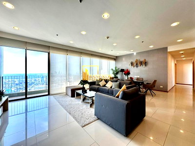 คอนโดให้เช่า : Emporio Place | Beautiful 3 Bed Condo For Rent in Phrom Phong - BR10875CD