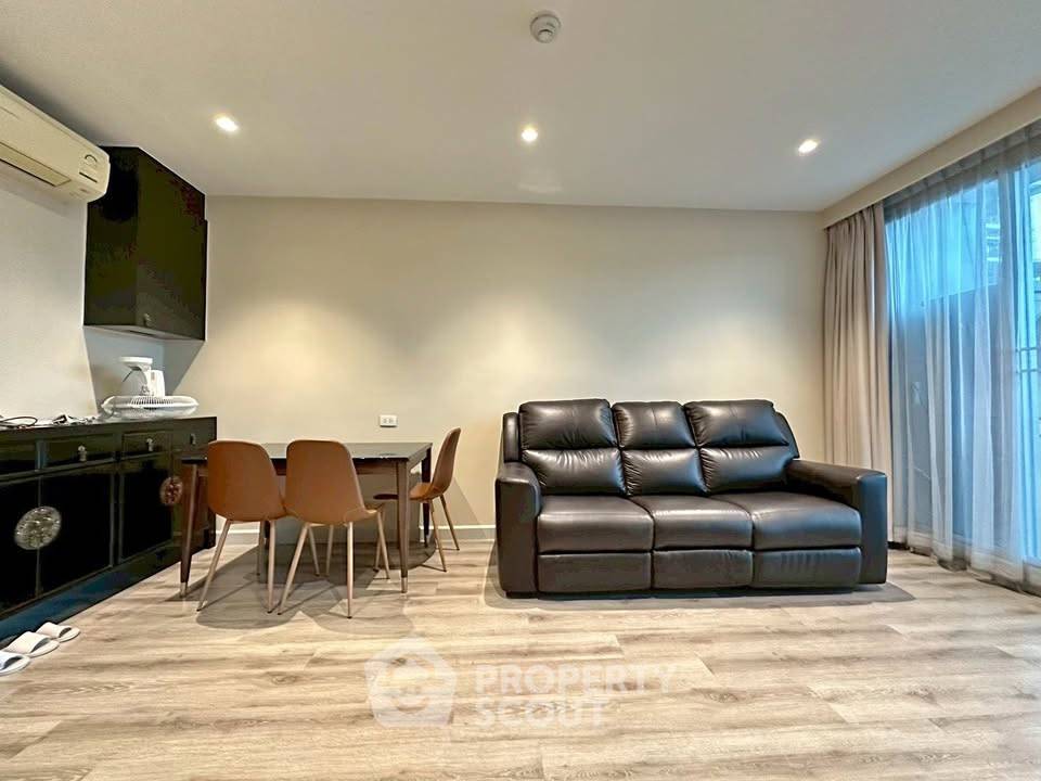 picture 2-BR Condo at Centric Sathorn-St. Louis near BTS Saint Louis (ID 2946392) - 1/12