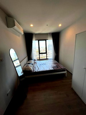 Condos for rent : Condo for Rent at Regent Home Wutthakat (A6905069)