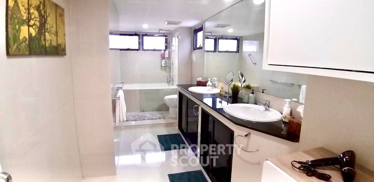 รูป คอนโด 4-ห้องนอน ที่ แกรนด์ วิลล์ เฮาส์ 2 ใกล้ MRT สุขุมวิท (ID 515047) - รูปที่ 15/18