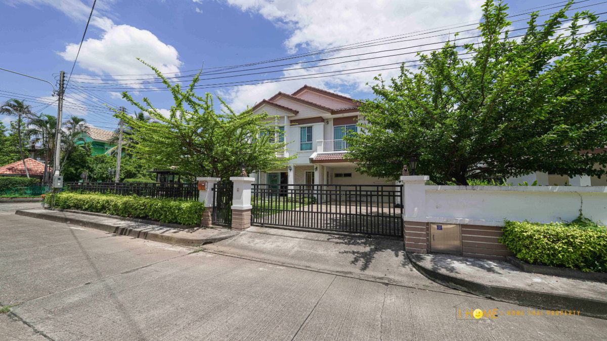 picture A house two storey for rent with 3 bedrooms,4 toilets and 1 kitchen. #ASS-H0260 - 2/38