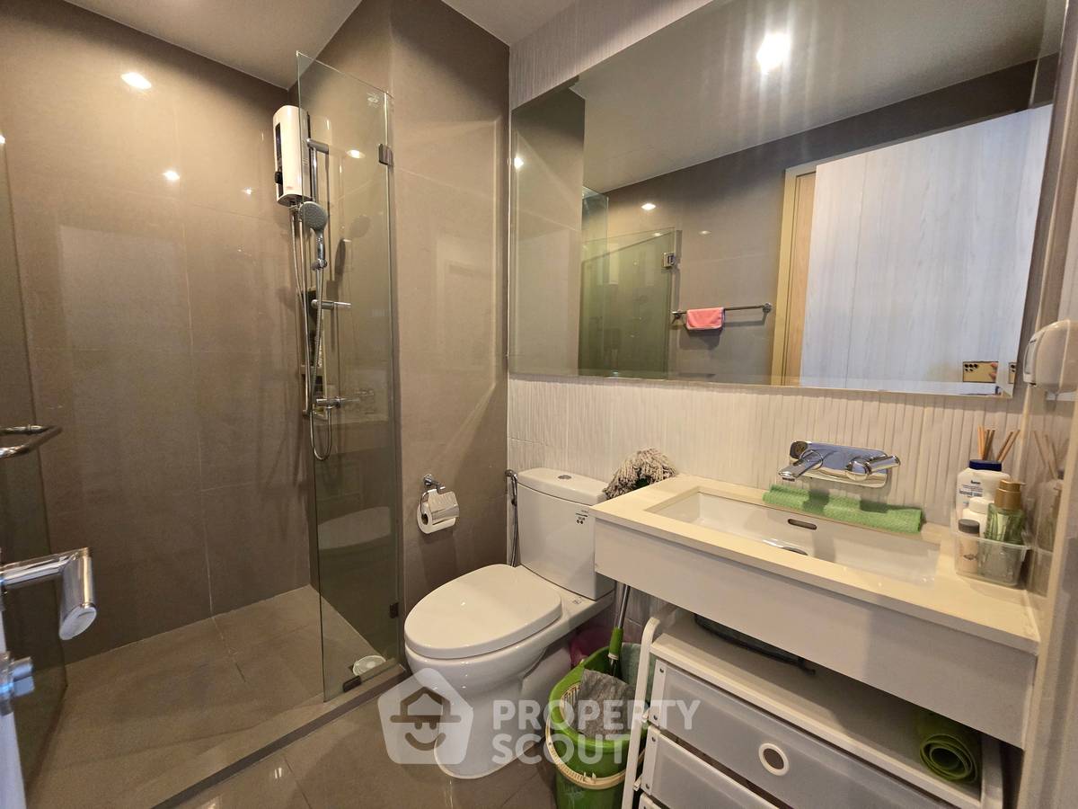 picture 2-BR Condo at Rhythm Sukhumvit 42 near BTS Ekkamai (ID 2743969) - 24/27