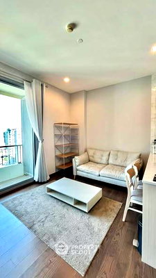 คอนโดให้เช่า : คอนโด 1-ห้องนอน ที่ คิว อโศก ใกล้ MRT เพชรบุรี (ID 2728578)