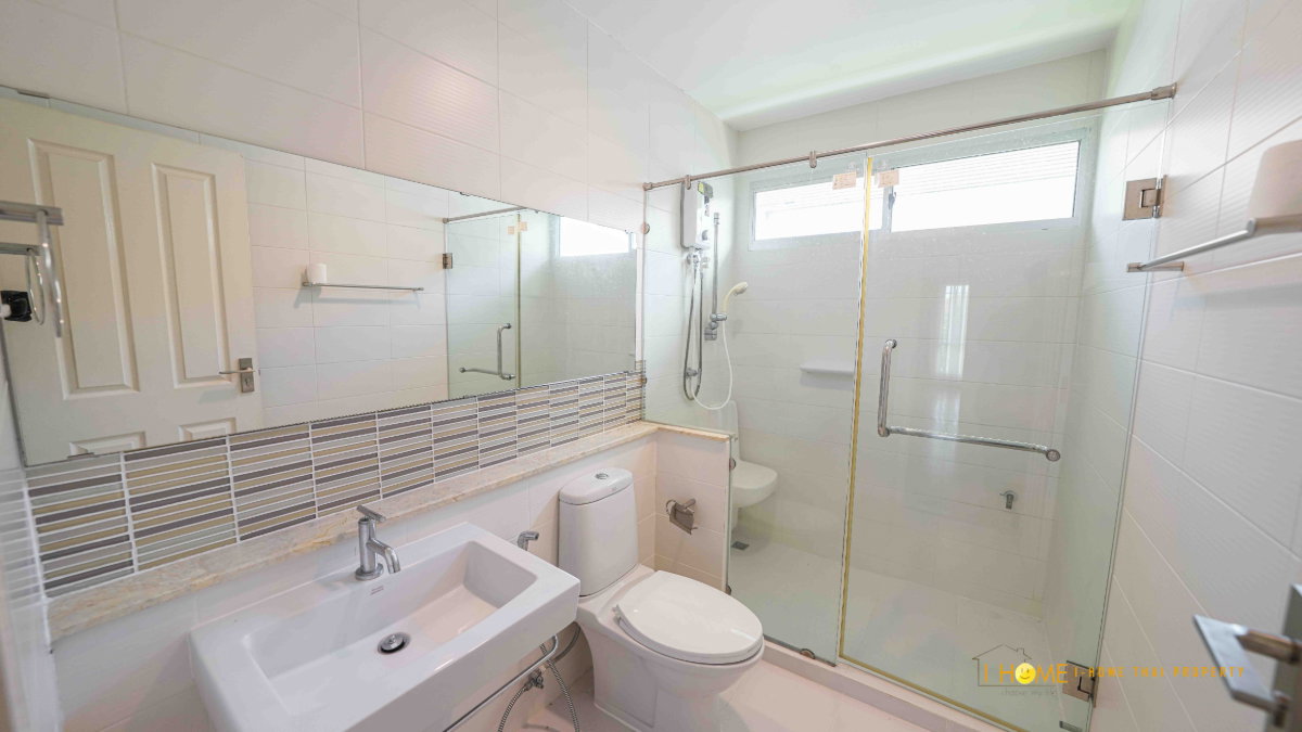 picture A house two storey for rent with 3 bedrooms,4 toilets and 1 kitchen. #ASS-H0260 - 25/38