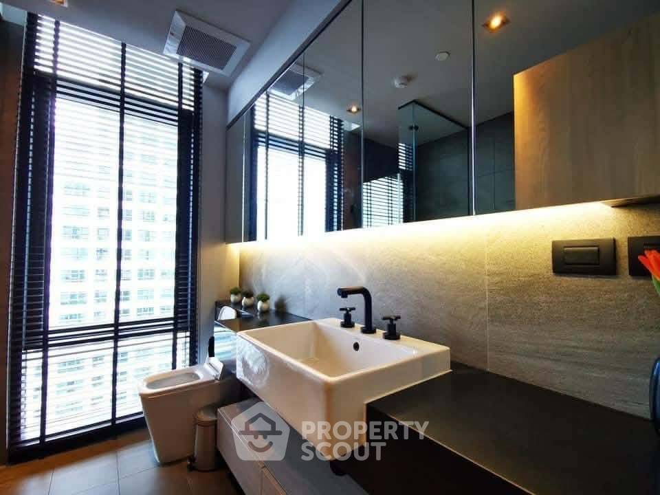 picture 2-BR Condo at The Lofts Asoke near MRT Phetchaburi (ID 2941862) - 8/9