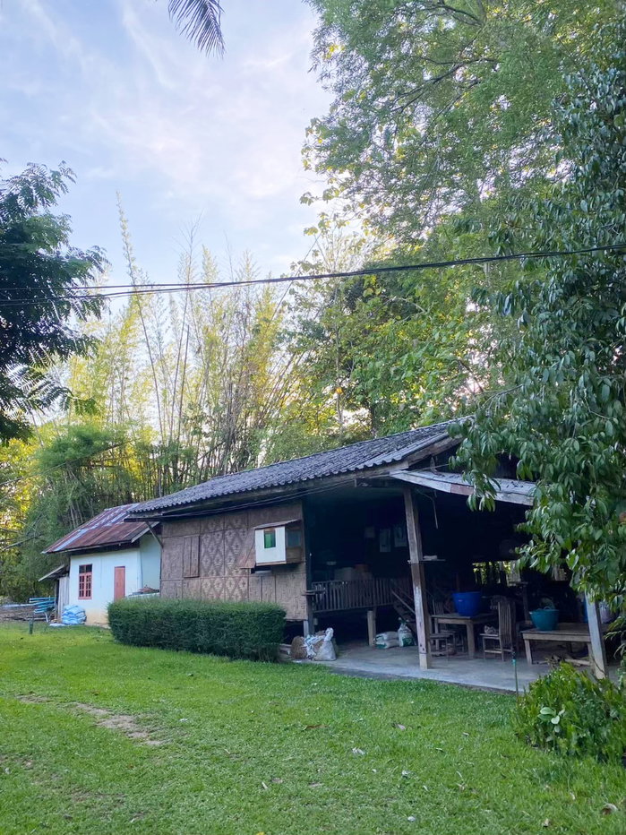 รูป ขายหรือเช่า ที่ดิน 17.68 ไร่ ทำเลทอง ติดถนนสายหลัก หมายเลข 323 ทองผาภูมิ - รูปที่ 2/10