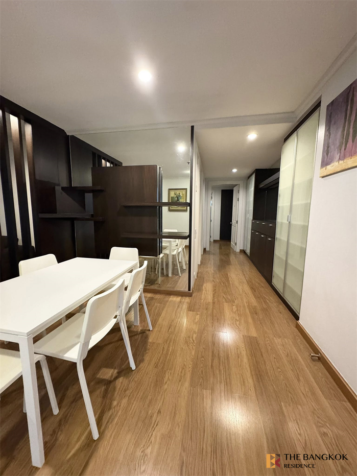picture Wattana Suite - 3/10