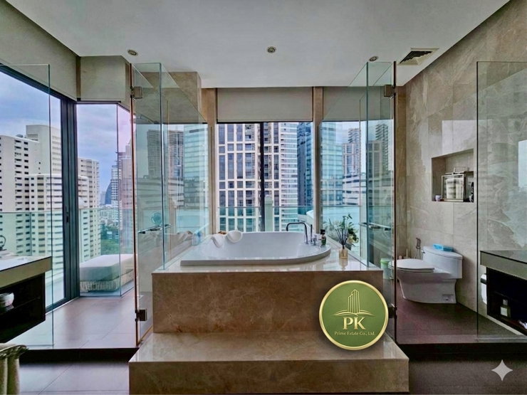 picture ⭐️Quiet Luxury Condo with Private Swimming Pool for Sale⭐️  - 6/7