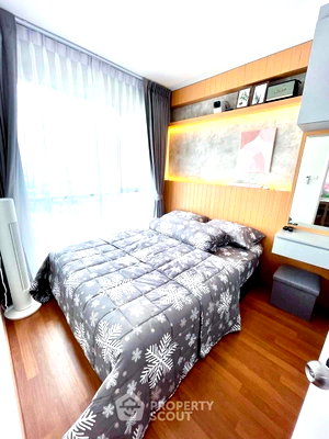 Condos for rent : High-Floor 2-BR 39 Sqm At Lumpini Place Ratchada-Sathu (ID 2146080)