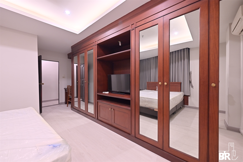 Comfortable and Ready to Move-in Rudee Place