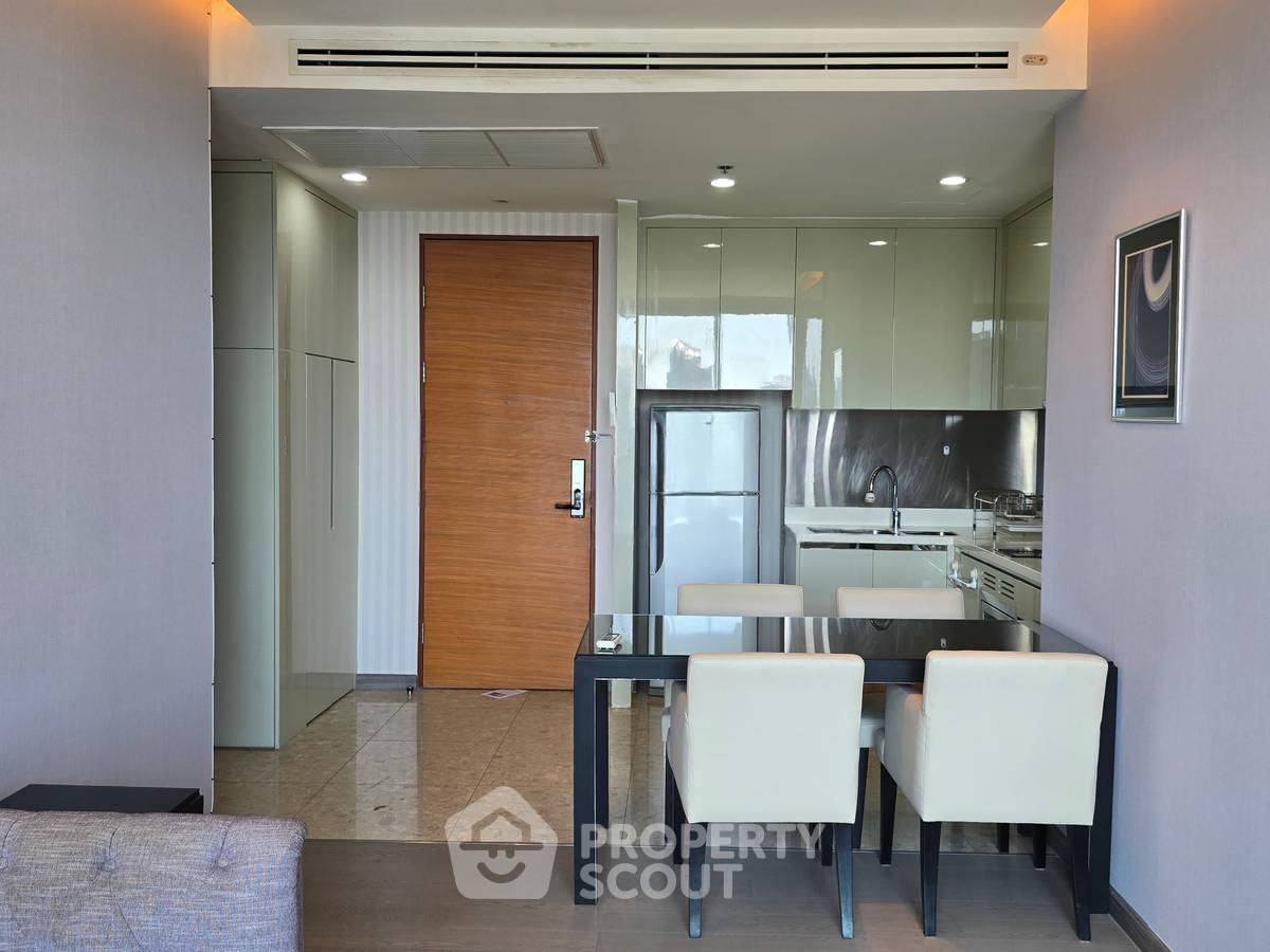 รูป คอนโด 2-ห้องนอน ที่ ดิ แอดเดรส สุขุมวิท 28 ใกล้ BTS พร้อมพงษ์ (ID 2723657) - รูปที่ 3/18