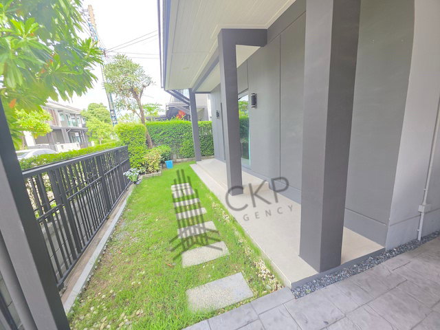 รูป ขาย บ้านเดี่ยว เซนโทร บางนา-กิ่งแก้ว ทำเลดี ใกล้ตลาดกิ่งแก้ว แม็คโคร มาร์เก็ตวิลเลจ เมกาบางนา และเซ็นทรัล วิลเลจ | รหัส 93385 - รูปที่ 5/23
