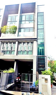 เช่าบ้านแฝด ถนนสรงประภา : ให้เช่า  JW Urban Home Office สรงประภา-ดอนเมือง อยู่ถนนสรงประภา ใกล้สนามบินดอนเมือง