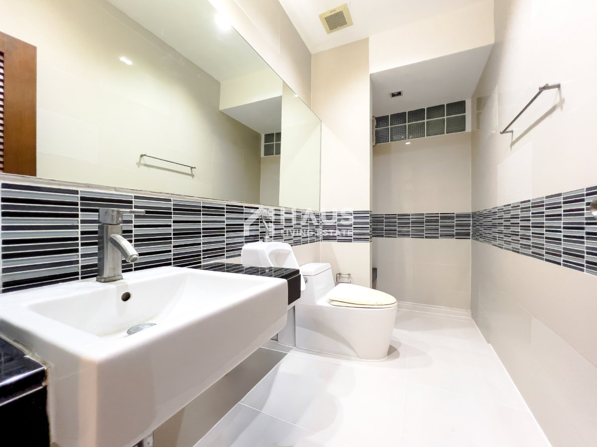 picture Beverly Hills Chaengwattana / 5 Bedrooms #HCWT055 - 10/54