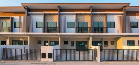 บ้านในโครงการขนาดเล็กทำเลย่านเศรษฐกิจ บ้านมือสองสภาพใหม่ ใกล้ โรงเรียนนานาชาติ   #C5MG100777