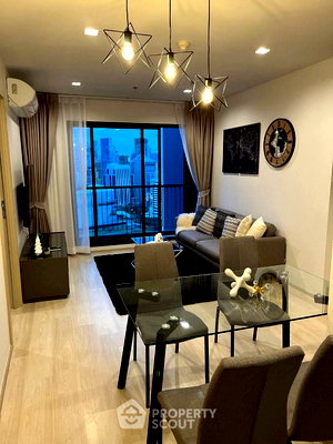 Condos for rent : 2-BR Condo at Life One Wireless, 31st Floor, BTS Phloen Chit (ID 2745472)