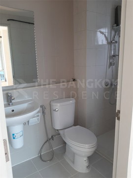 Condo One Ratchada-Ladprao near MRT Ratchadaphisek Station Location Near Employment, Surrounded by Lifestyles