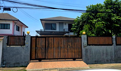 Houses for sale Don Mueang : Call : 082-846-1196 Single house for sale Therd Ratchan Road, Si Kan, Don Mueang, 96 sq.wa 3 Beds 2 Baths Near Don Mueang Airport