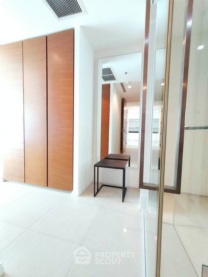 รูป คอนโด 2-ห้องนอน ที่ เดอะ ริเวอร์ คอนโดมิเนียม ใกล้ BTS สะพานตากสิน (ID 1115646) - รูปที่ 6/20