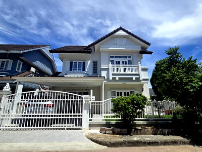 เช่าบ้านเดี่ยว เขตมีนบุรี : ให้เช่า บ้านเดี่ยว หมู่บ้านพาร์คเวย์ ชาเล่ต์ รามคำแหง 190/1 มีนบุรี 56 ตร.ว รีโนเวทใหม่ พร้อมอยู่ ใกล้ Big C โลตัส