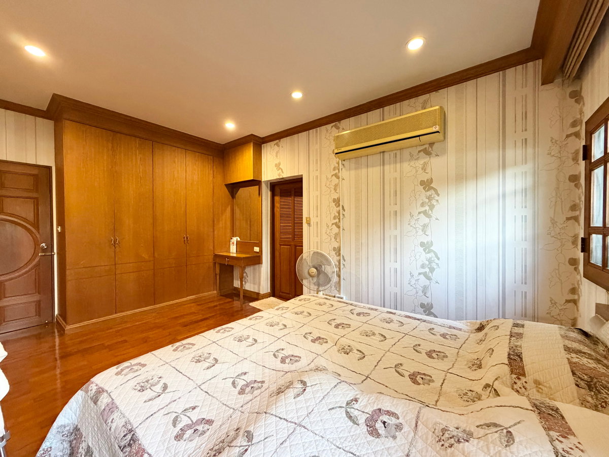 รูป ขาย บ้านเดี่ยวไม้สักทั้งหลัง บนที่ดิน 300 ตร.ว. หลัง Central อยุธยา เพียง 1.4 กม. - รูปที่ 26/41