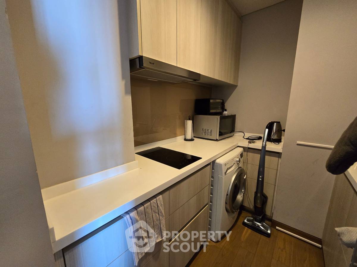 picture 2-BR Condo at The Lumpini 24 near BTS Phrom Phong (ID 2738923) - 3/11