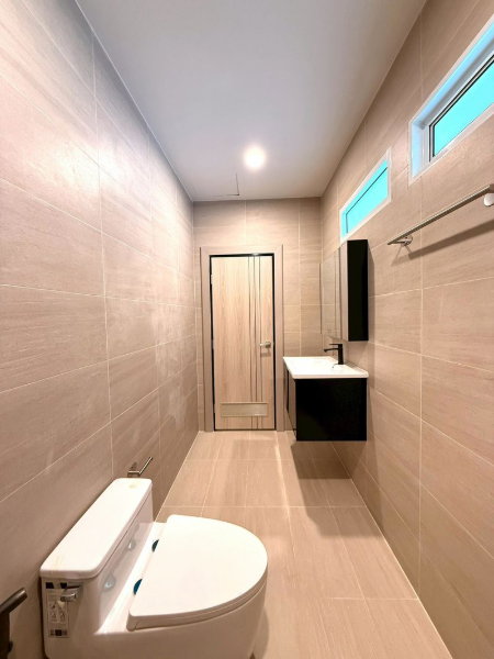 รูป ขายบ้านเดี่ยวสร้างใหม่ หมู่บ้านอารียา วิลล่า หนองปรือ บางละมุง ชลบุรี - รูปที่ 13/17