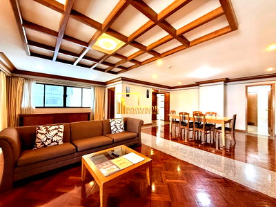 คอนโดให้เช่า : United Tower | Spacious 3 Bedroom Condo For Rent in Thonglor - BR18534CD