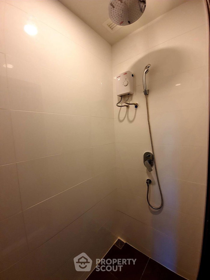 picture 1-BR Condo at KnightsBridge Space Rama 9 near MRT Phra Ram 9 (ID 2044836) - 7/10