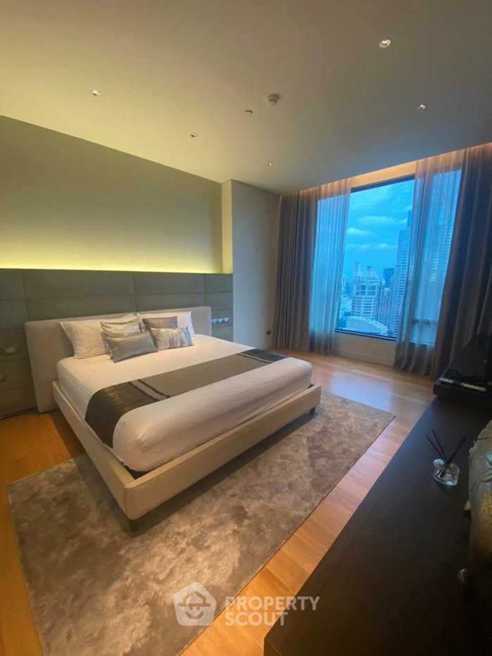 picture 3-BR Condo at Sindhorn Residence near BTS Ratchadamri (ID 2873885) - 10/18