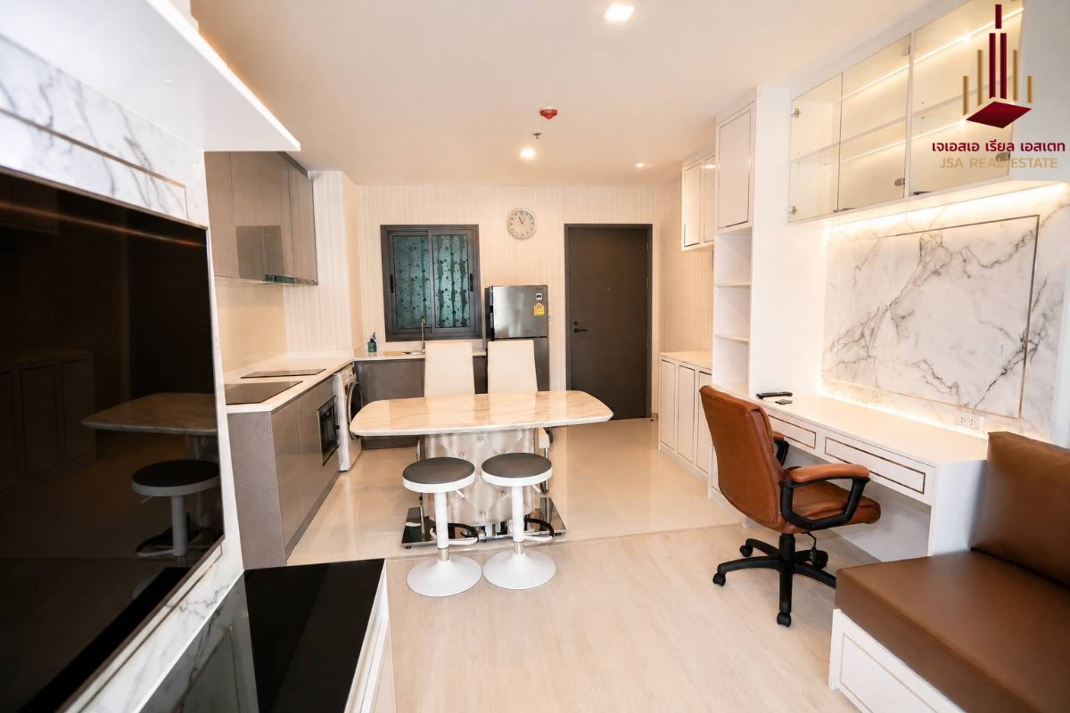 picture ✨ For Sale: RHYTHM Rangnam Condo ✨  💰 Only 12,500,000 THB - 2/5