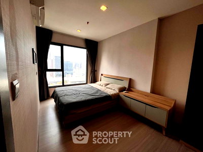 Condos for rent : 30th-Floor 2-BR 55 Sqm Condo Life Asoke - Rama 9, 300m to MRT Phra Ram 9 (ID 2728234)