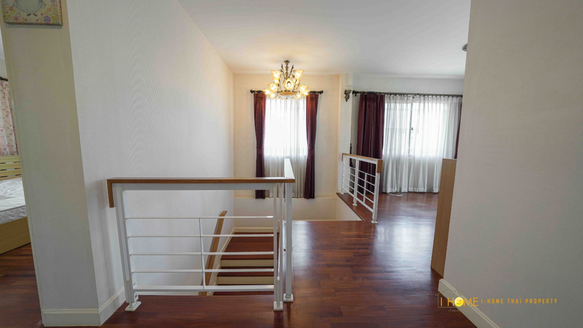 picture A house two storey for rent with 3 bedrooms,4 toilets and 1 kitchen. #ASS-H0260 - 20/38