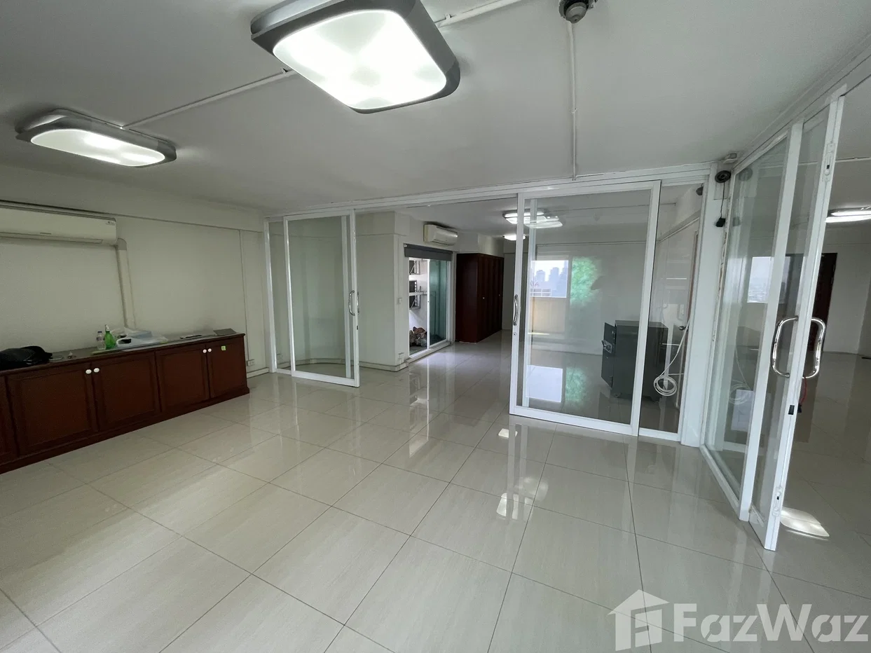 picture 3 Bedroom Condo for rent at ITF Silom Palace 5668120 - 3/13