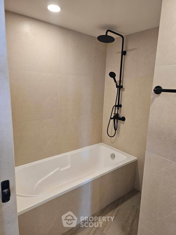 picture 3-BR Condo at Las Colinas near BTS Asok (ID 2803130) - 18/23
